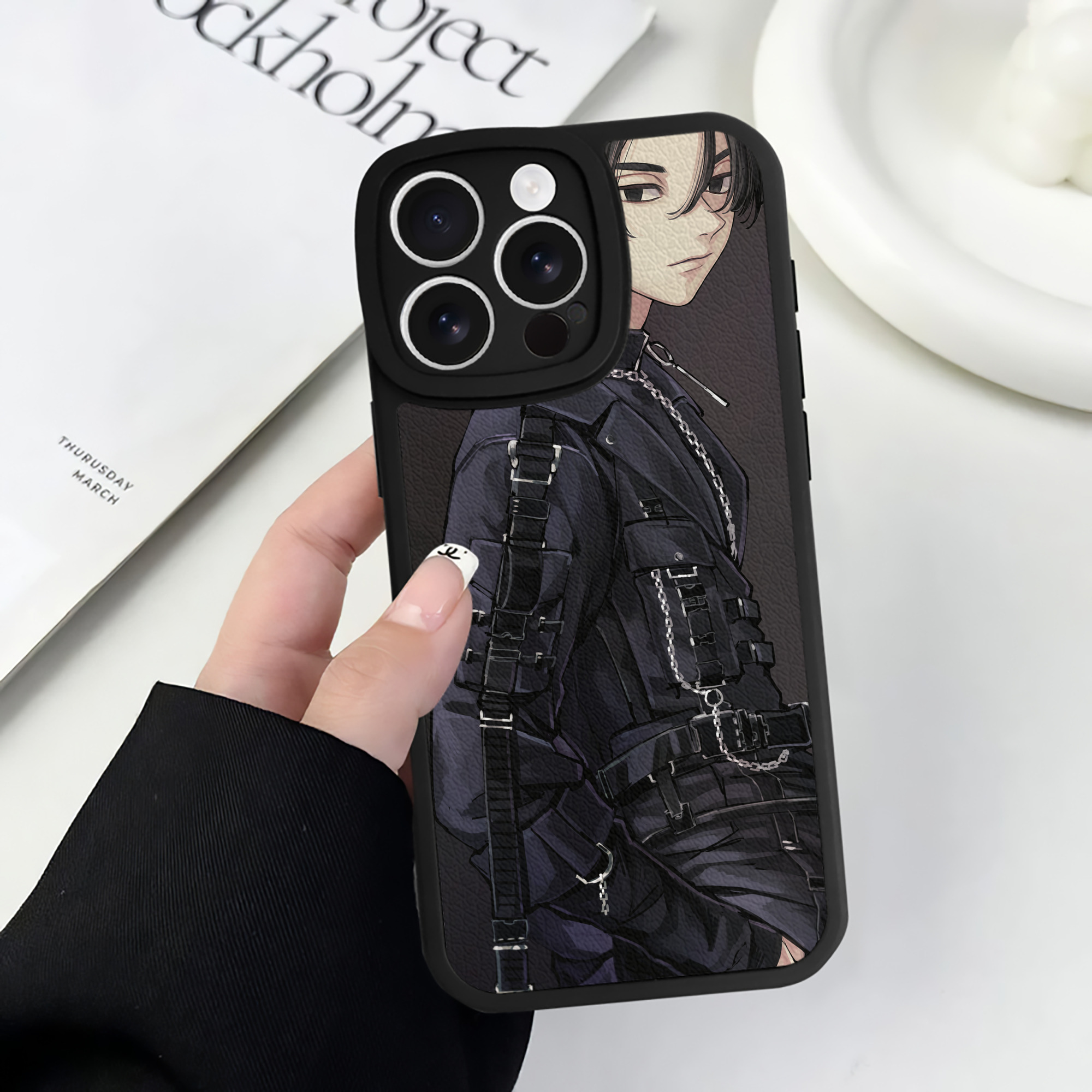 （画像用） 東京リベンジャーズ Tokyo Revengers 【iPhone 16シリーズ対応】シリコンスマホケース（レザー調） 材質：シリコン